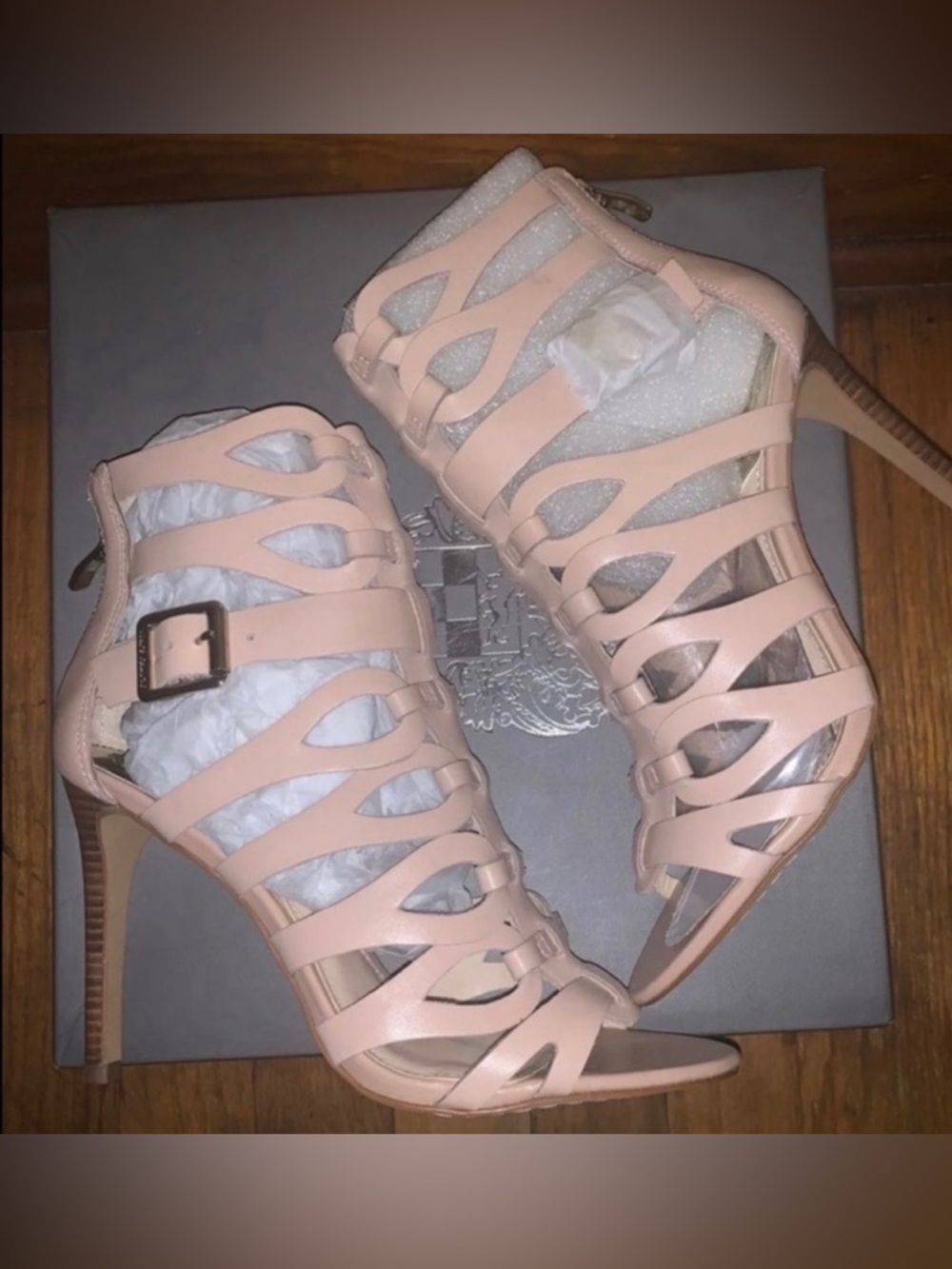 🔥🔥VERY RARE 🔥🔥🔥Vince Camuto
Brand New In original box